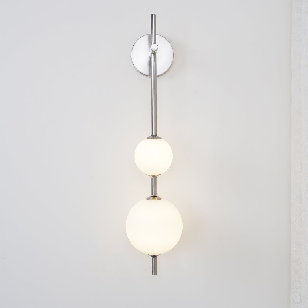 Vertical Globe Wall Lamp - Vakkerlight