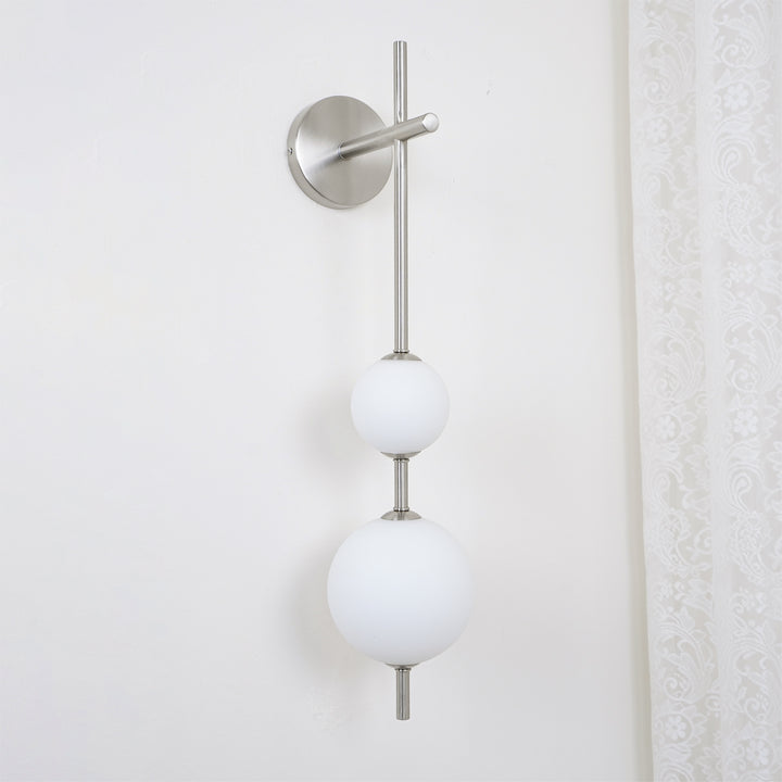 Vertical Globe Wall Lamp - Vakkerlight