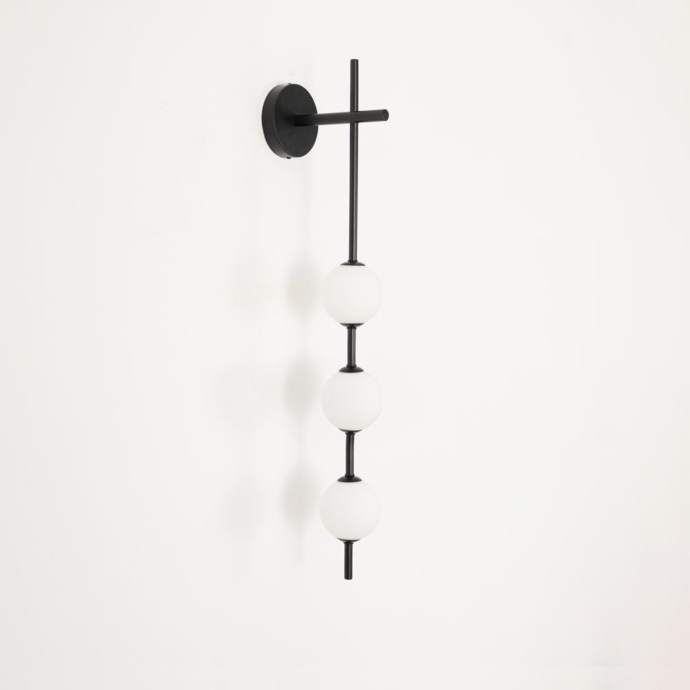 Vertical Globe Wall Lamp - Vakkerlight