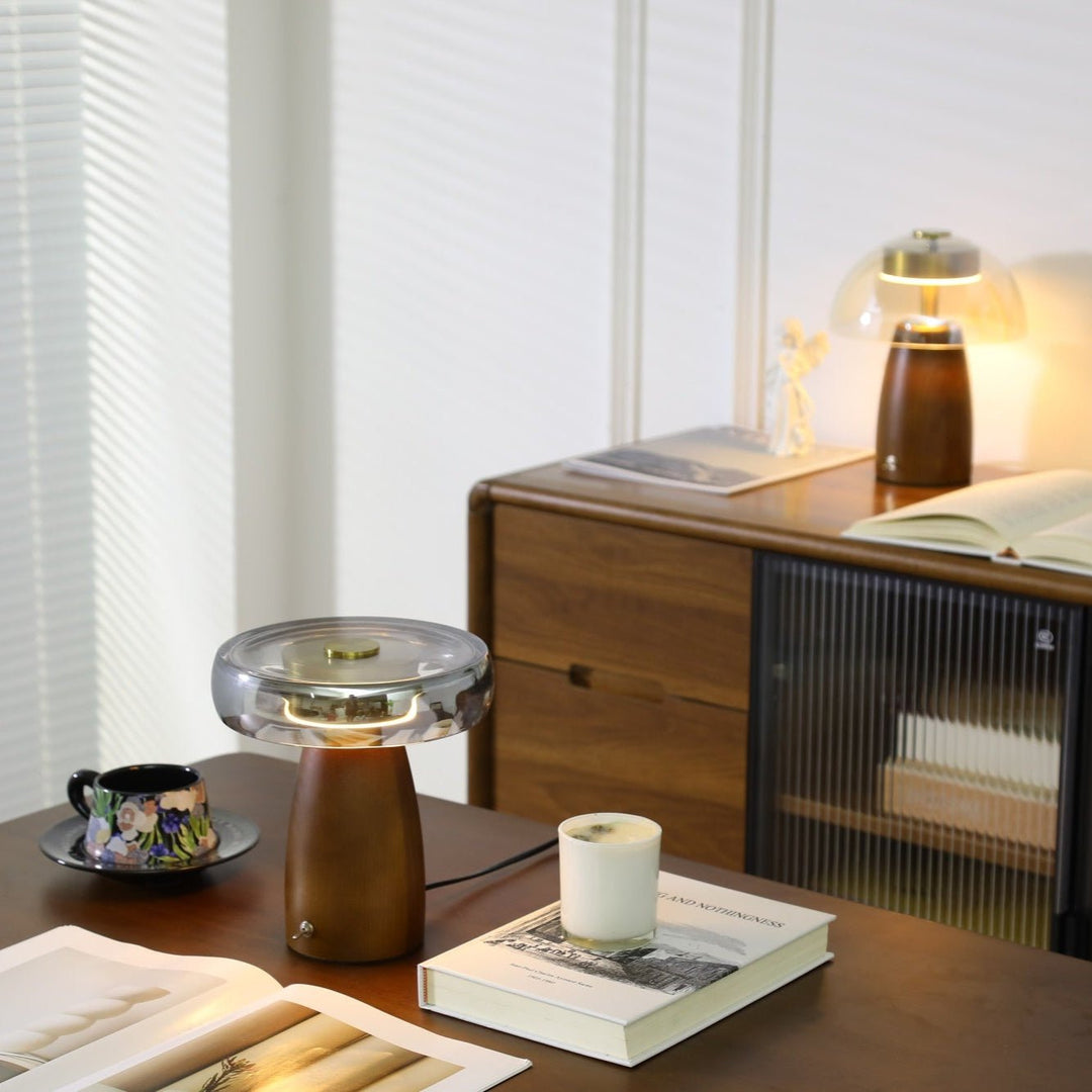 Veyra Table Lamp - Vakkerlight