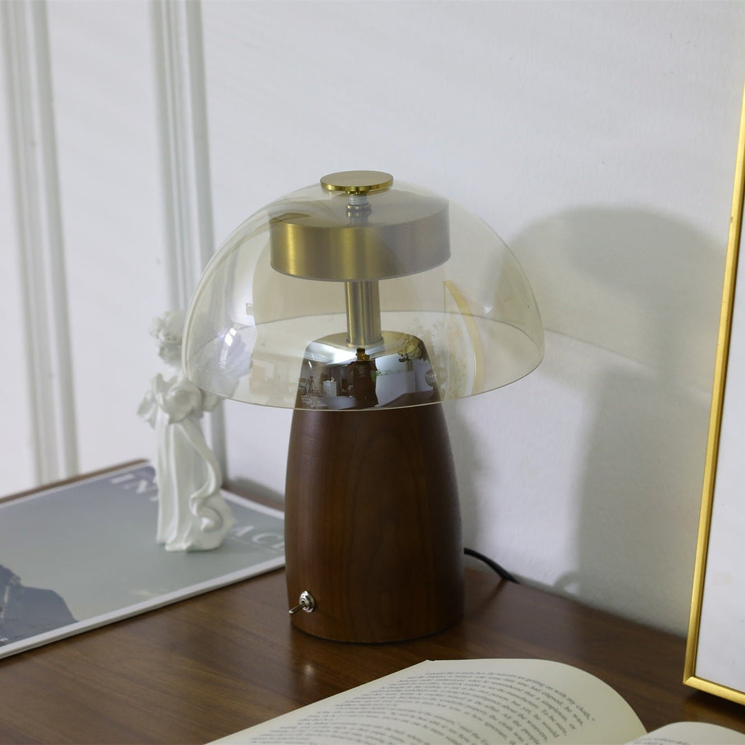 Veyra Table Lamp - Vakkerlight