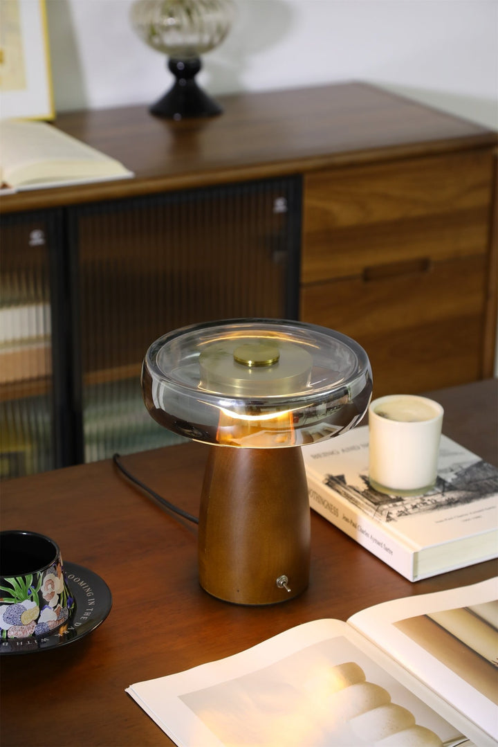 Veyra Table Lamp - Vakkerlight