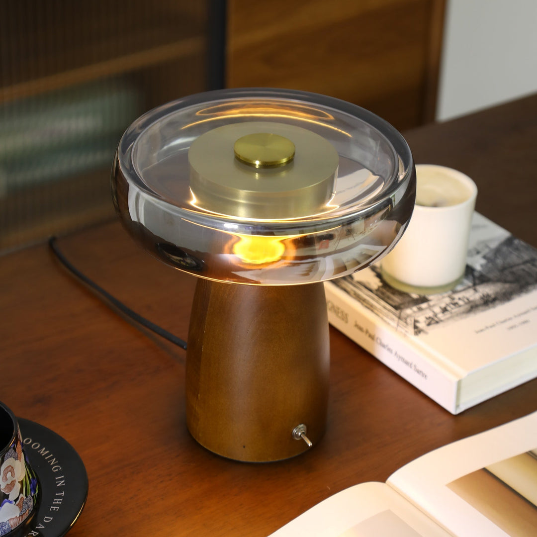 Veyra Table Lamp - Vakkerlight