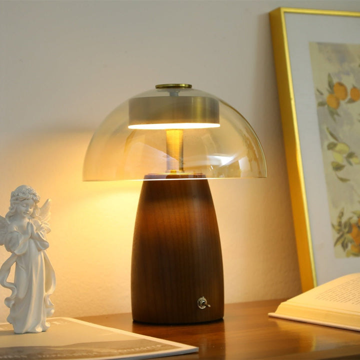 Veyra Table Lamp - Vakkerlight