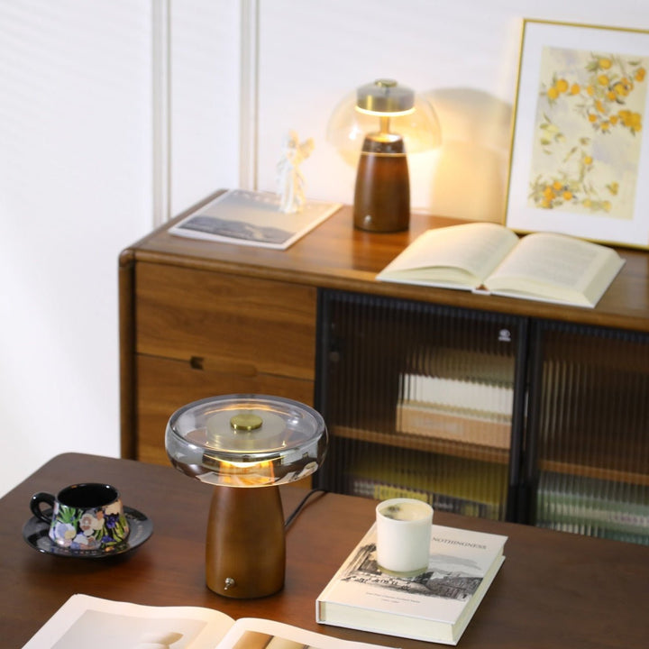 Veyra Table Lamp - Vakkerlight