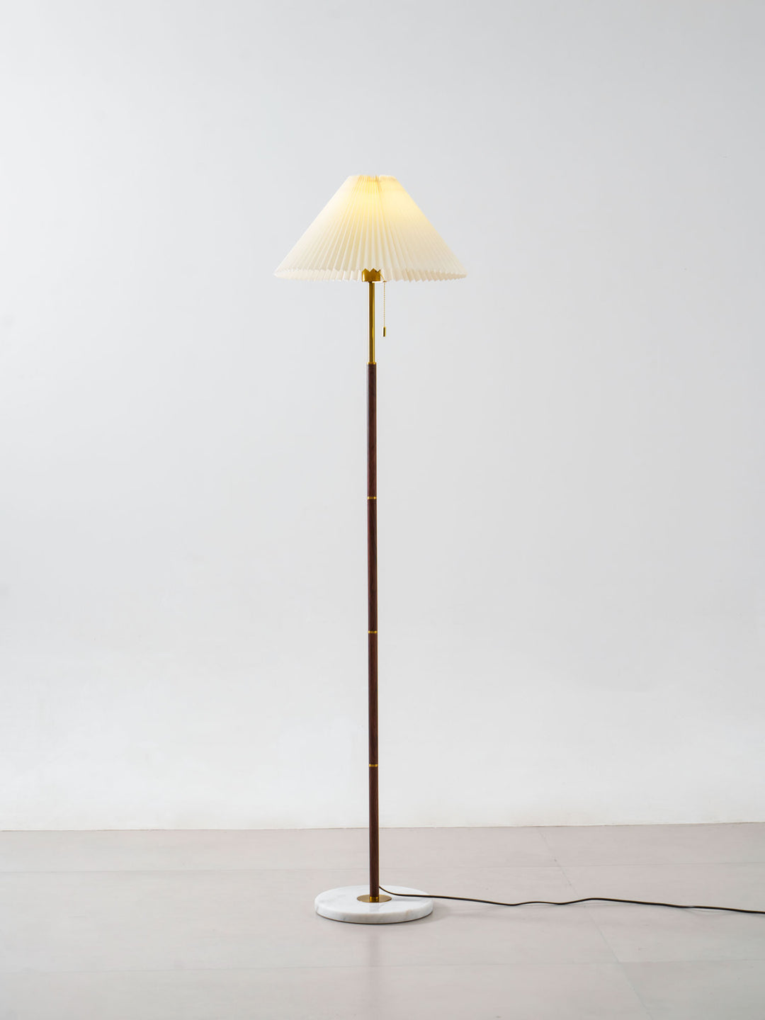 Vintage Pleated Floor Lamp - Vakkerlight