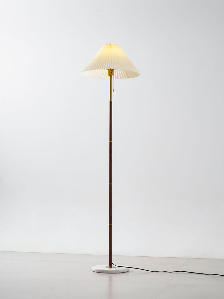 Vintage Pleated Floor Lamp - Vakkerlight