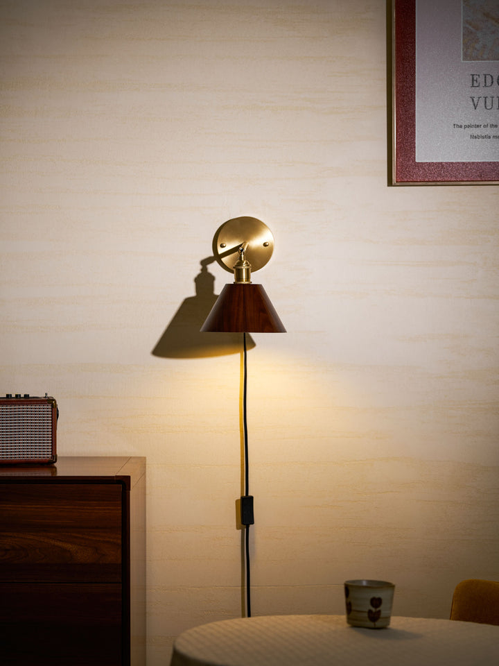 Vintage Wood Plug - in Wall Lamp - Vakkerlight