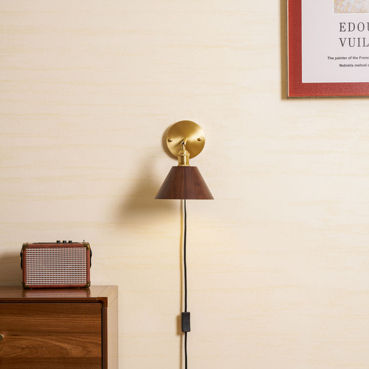 Vintage Wood Plug - in Wall Lamp - Vakkerlight