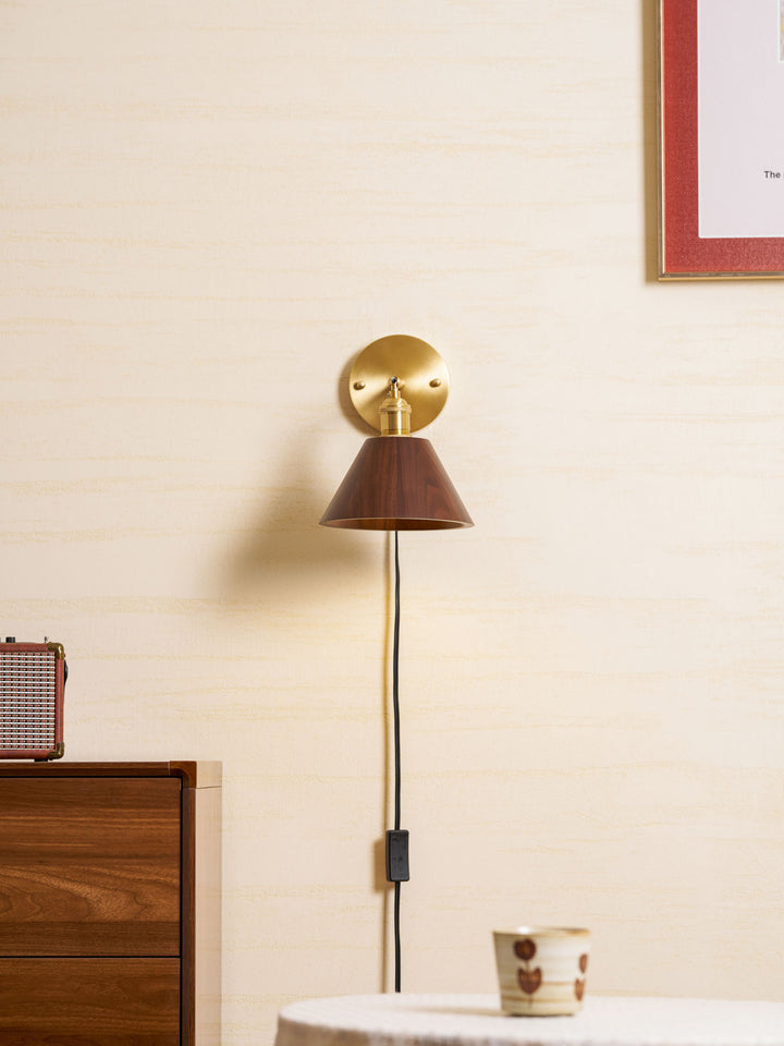 Vintage Wood Plug - in Wall Lamp - Vakkerlight
