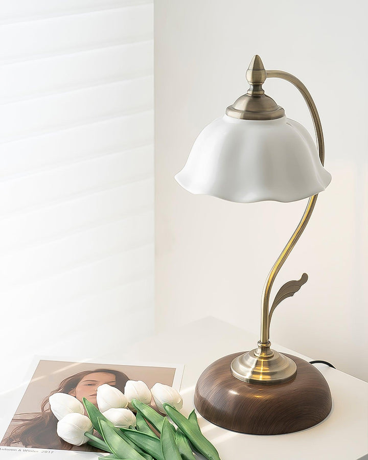 Vintage Laiton Table Lamp - Vakkerlight