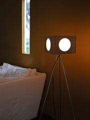 Vintage Tripod Camera Floor Lamp - Vakkerlight