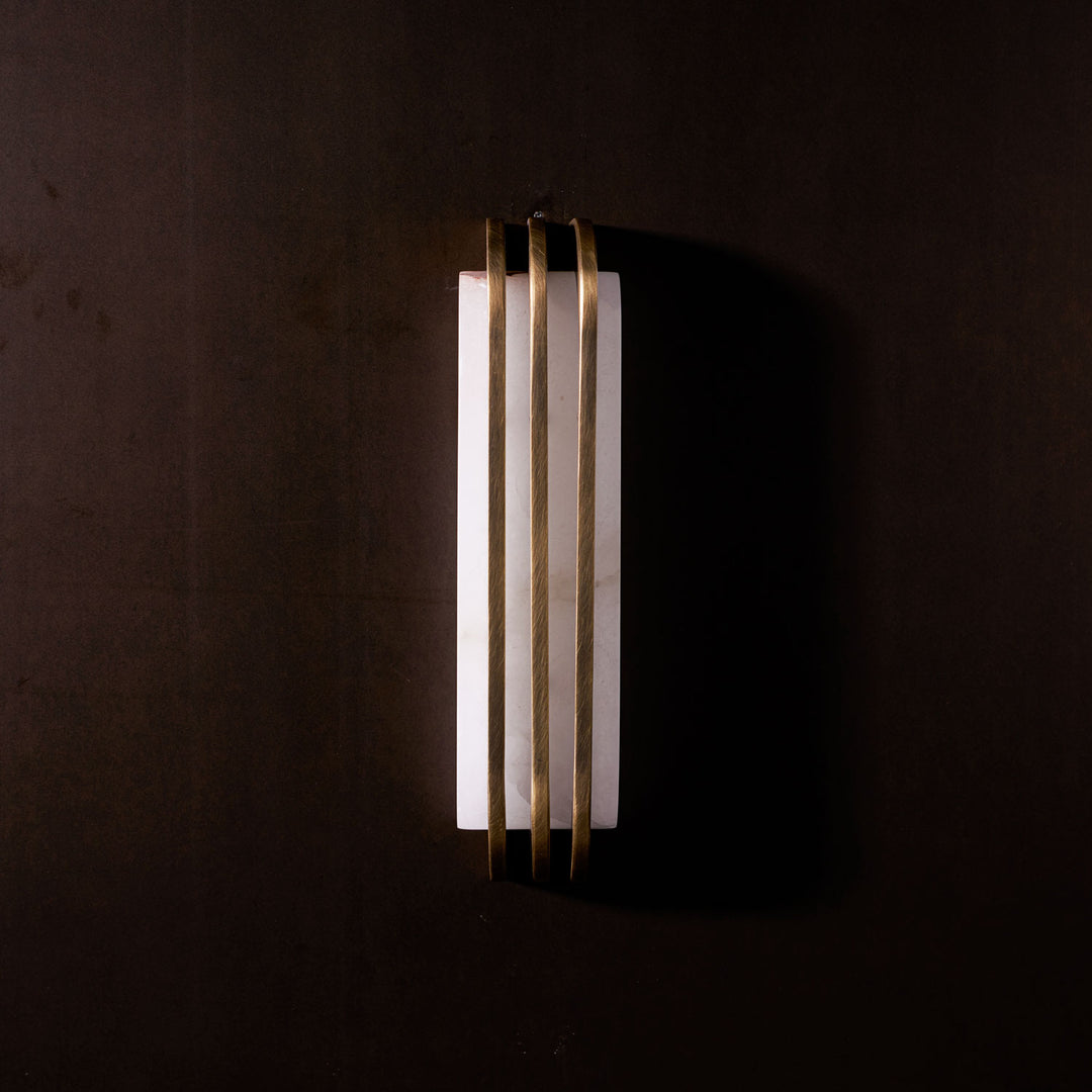 Virex Layered Alabaster-Wandleuchte