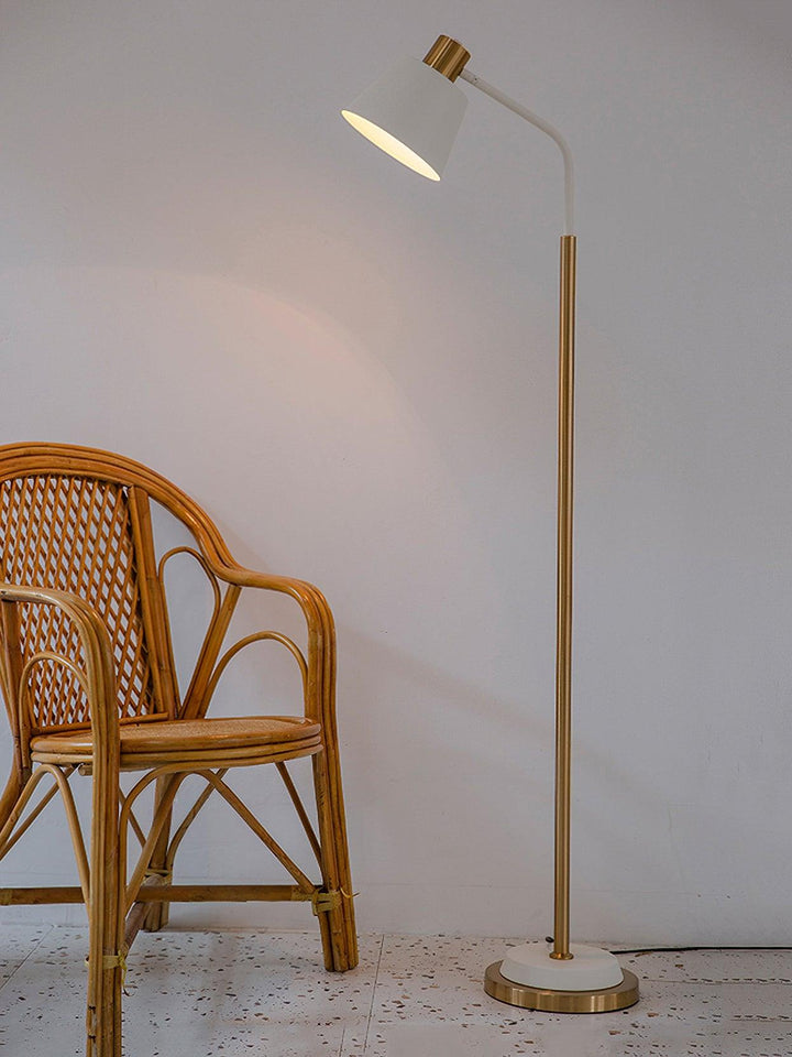 Visual Comfort Floor Lamp - Vakkerlight