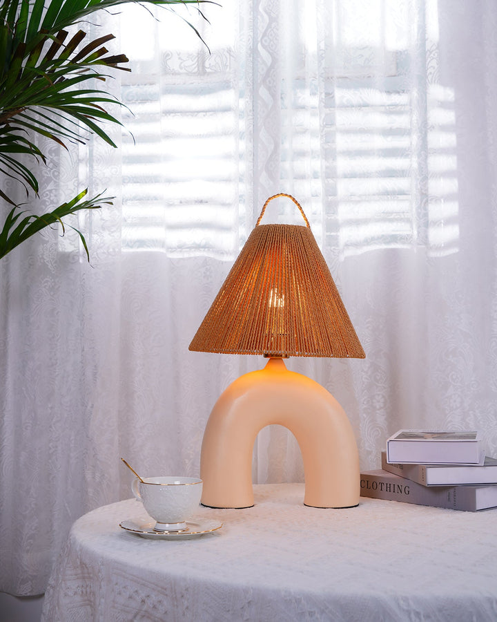 Arched Table Lamp - Vakkerlight