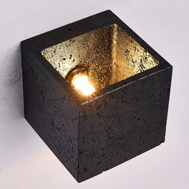 Vulcanis Cube Wall Lamp - Vakkerlight