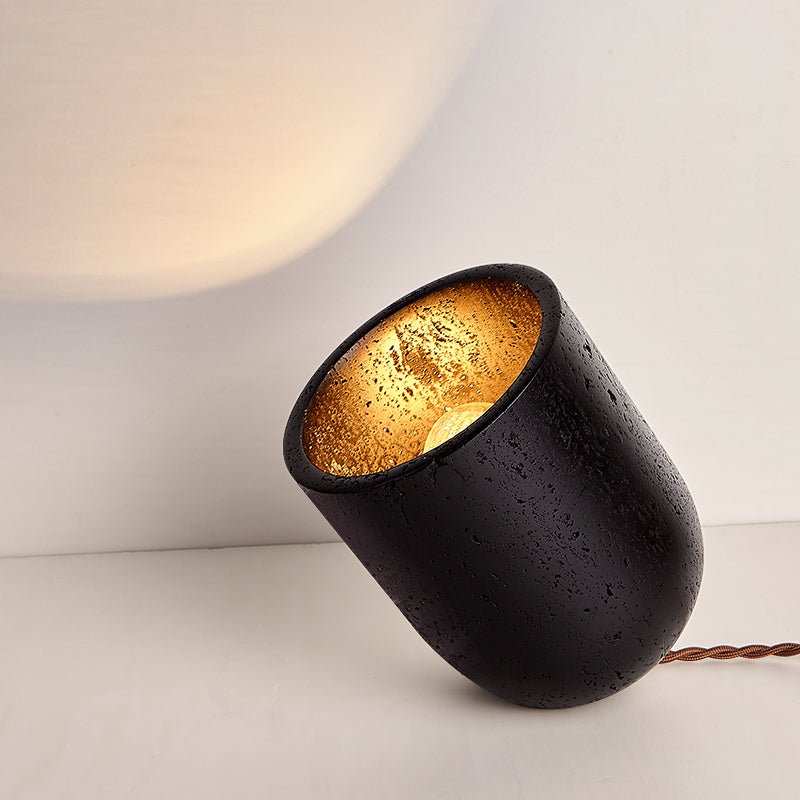 Vultrion Table Lamp - Vakkerlight