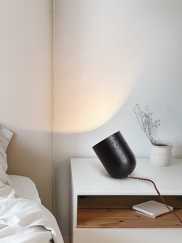 Vultrion Table Lamp - Vakkerlight