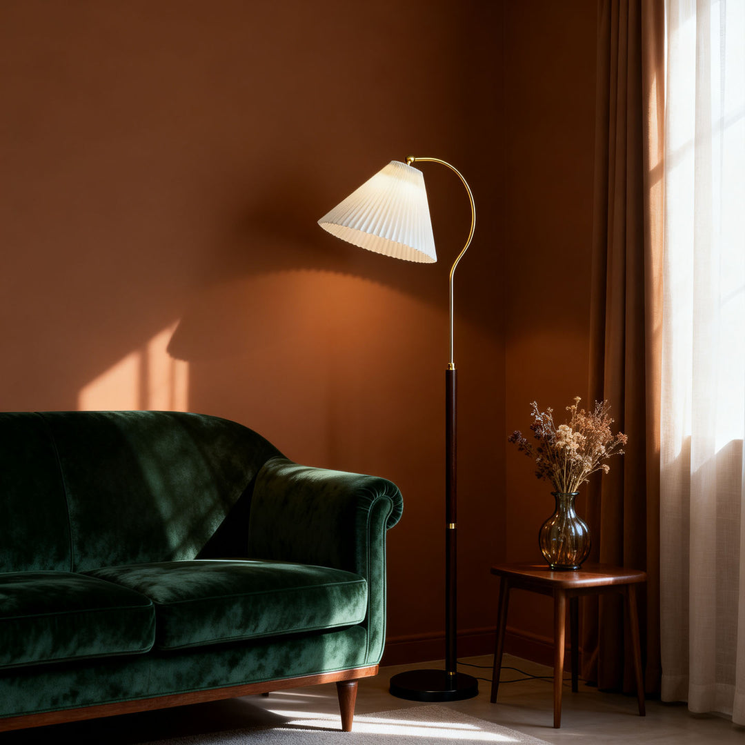 Walnut Gooseneck Floor Lamp - Vakkerlight