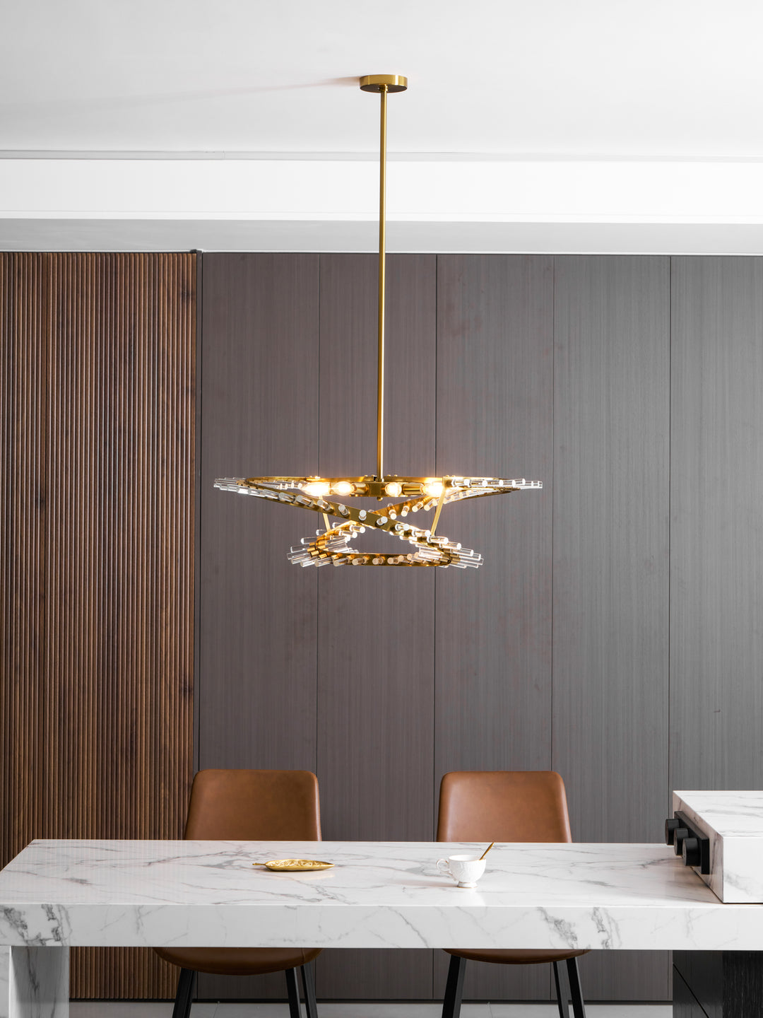 Waltz Art Chandelier - Vakkerlight