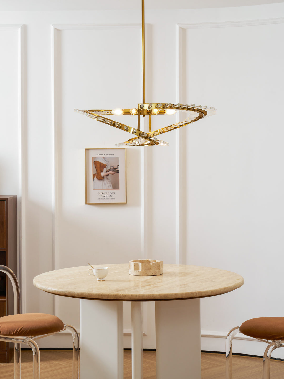 Waltz Art Chandelier - Vakkerlight