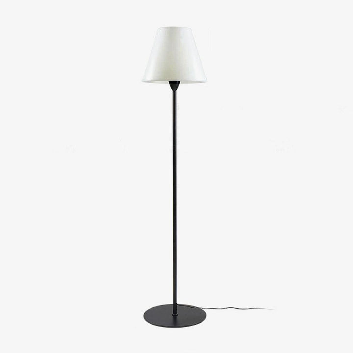 Ward Floor Lamp - Vakkerlight