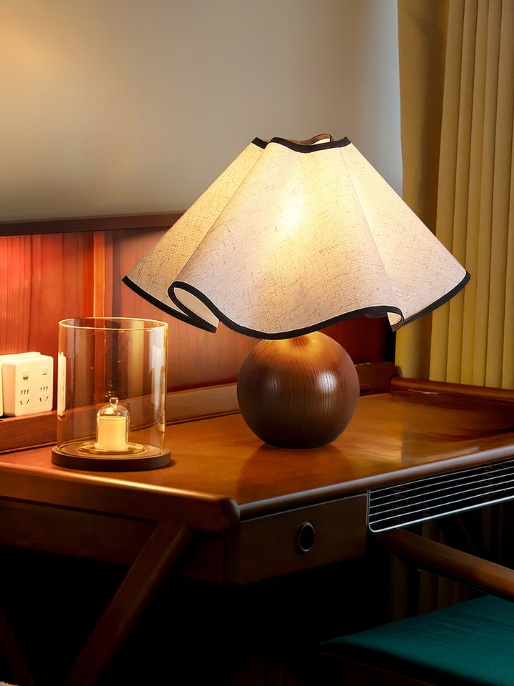 Wavecrest Table Lamp - Vakkerlight