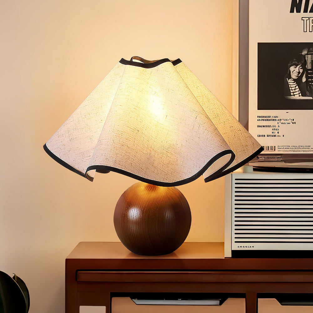 Wavecrest Table Lamp - Vakkerlight