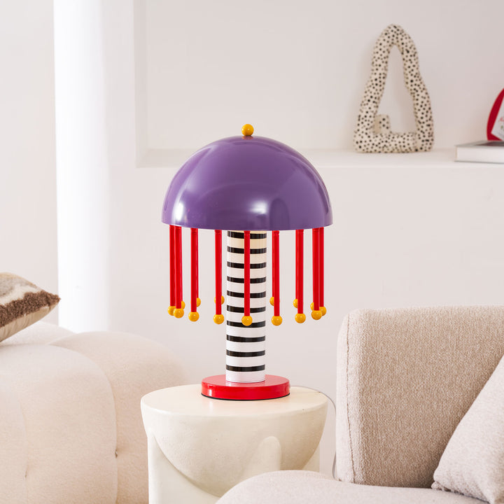 Weird Mushroom Table Lamp - Vakkerlight