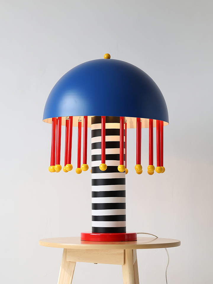 Weird Mushroom Table Lamp - Vakkerlight