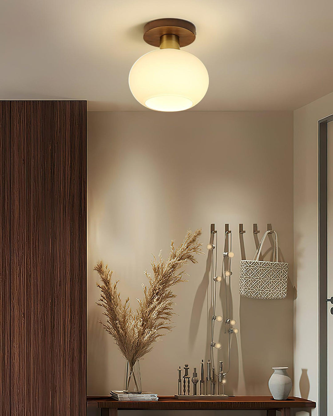 White Shell Ceiling Lamp - Vakkerlight