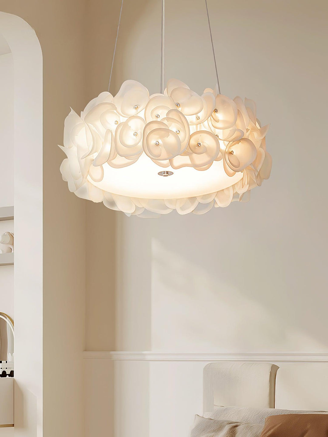 White Hydrangea Pendant Lamp - Vakkerlight