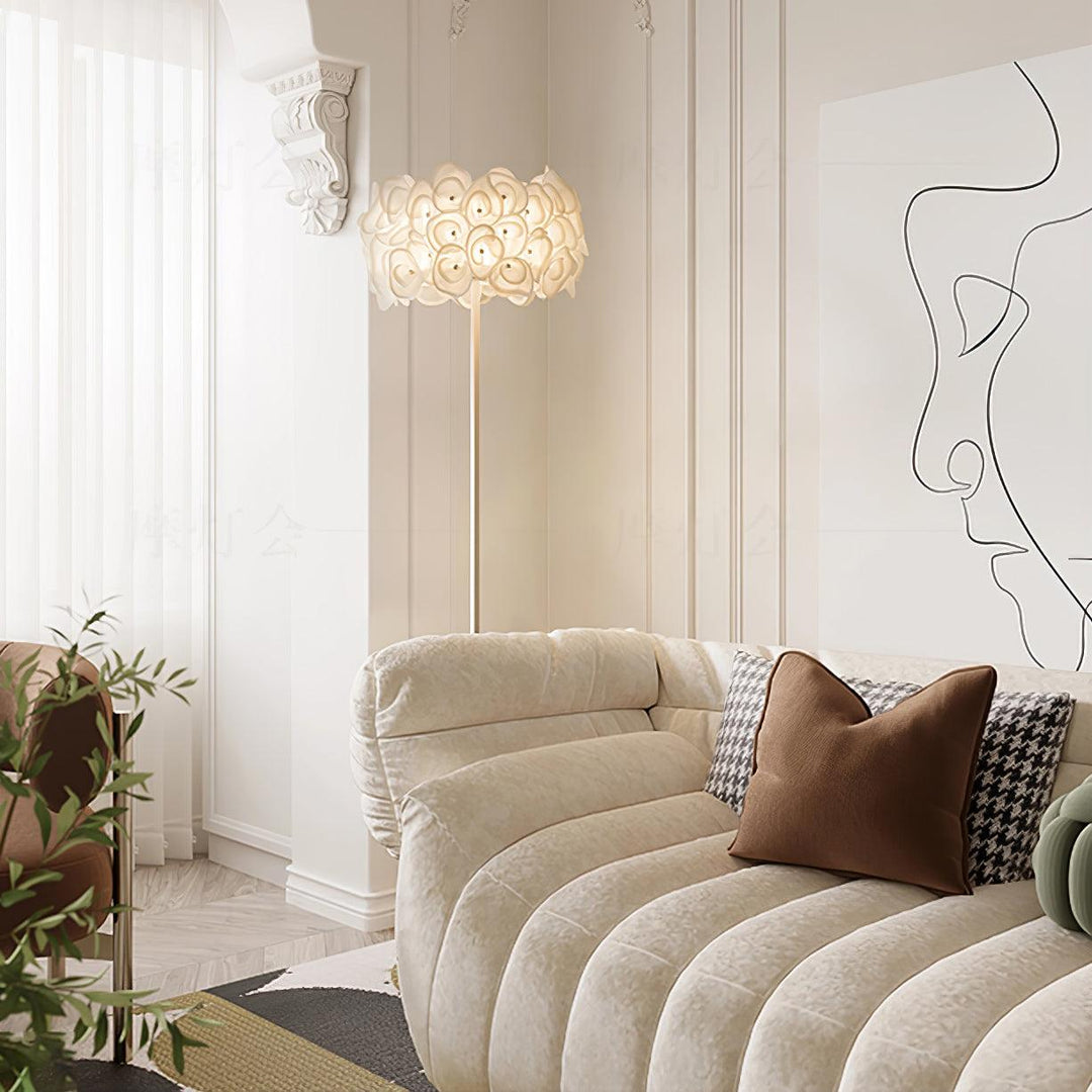 White Hydrangea Floor Lamp - Vakkerlight