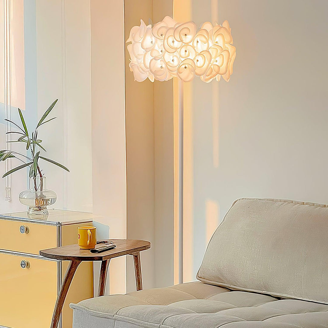 White Hydrangea Floor Lamp - Vakkerlight