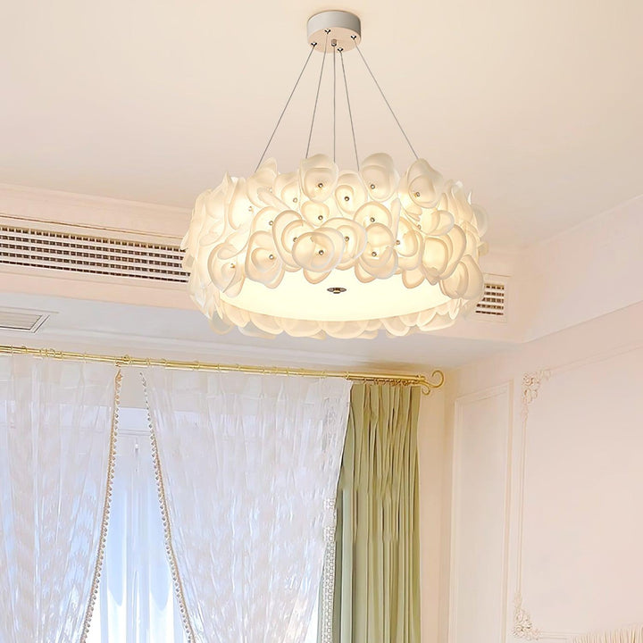 White Hydrangea Pendant Lamp - Vakkerlight