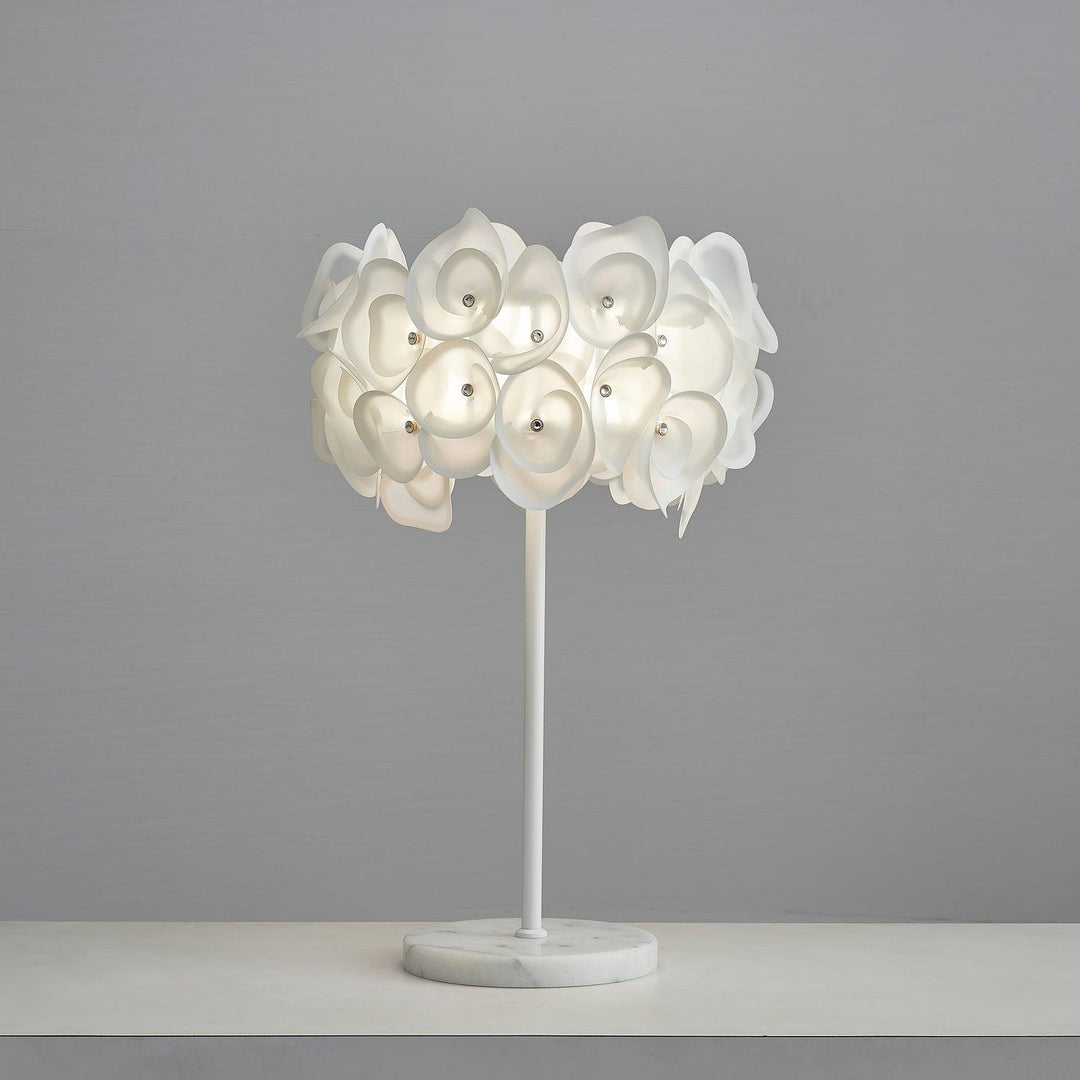 White Hydrangea Table Lamp - Vakkerlight