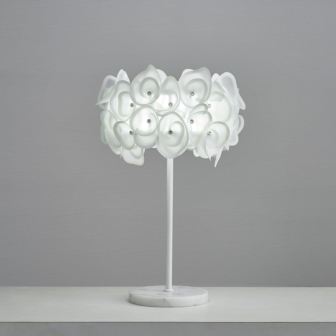 White Hydrangea Table Lamp - Vakkerlight