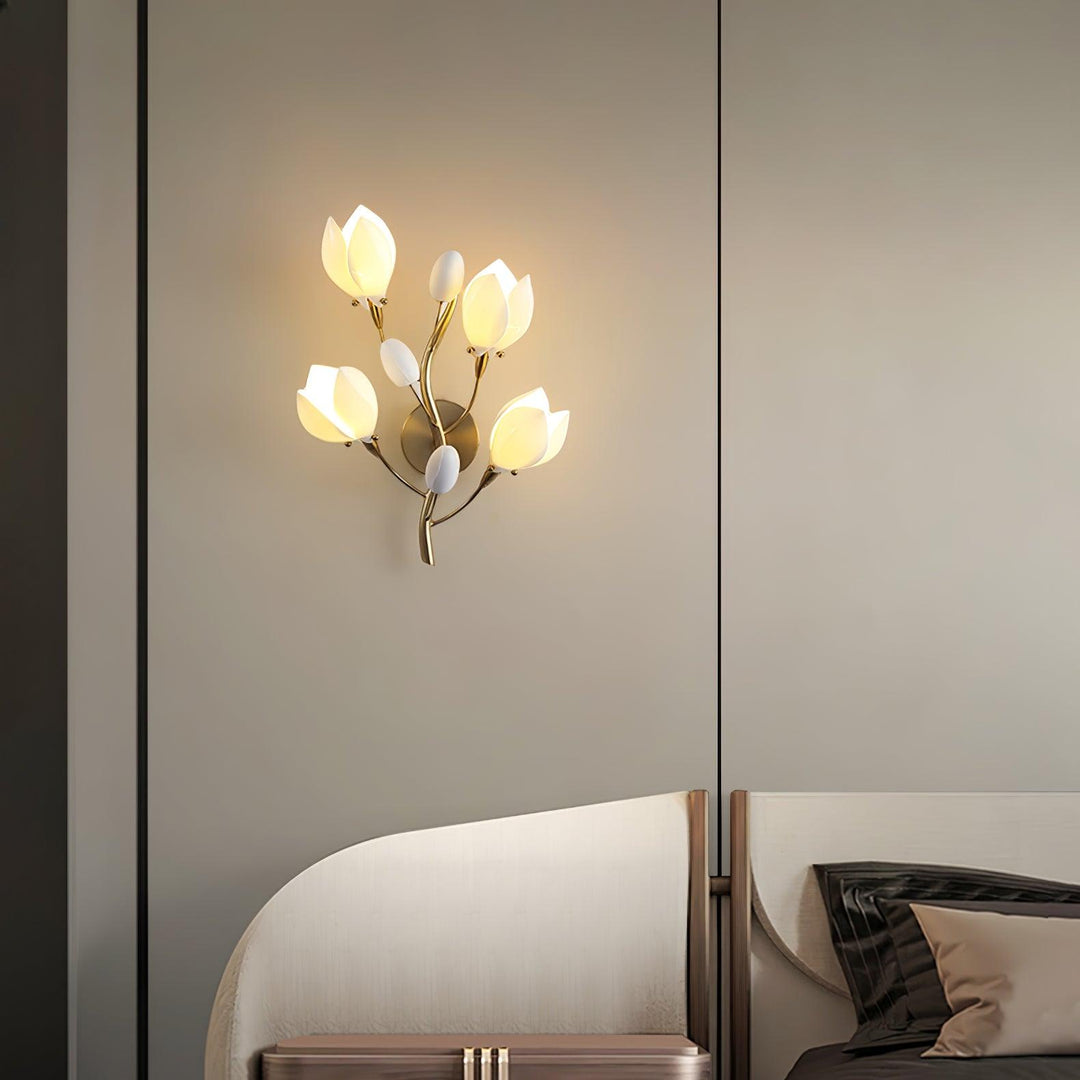 White Porcelain Magnolia Wall Lamp - Vakkerlight