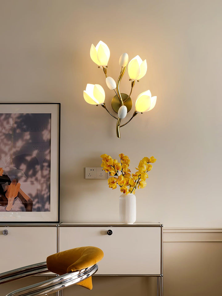 White Porcelain Magnolia Wall Lamp - Vakkerlight