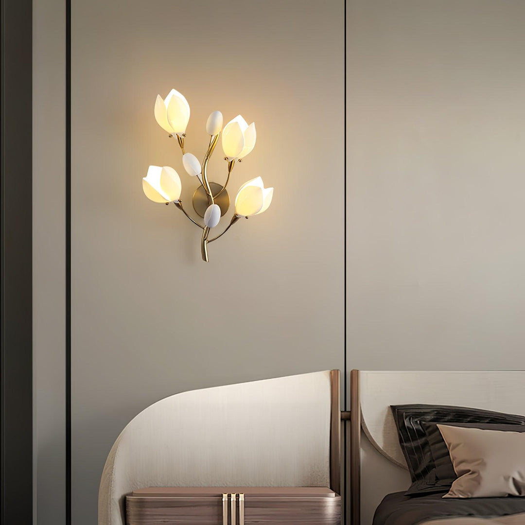 White Porcelain Magnolia Wall Lamp - Vakkerlight