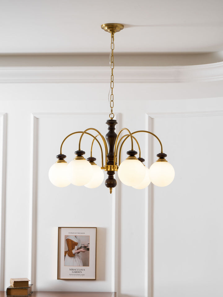 Windsor Classic Chandelier - Vakkerlight