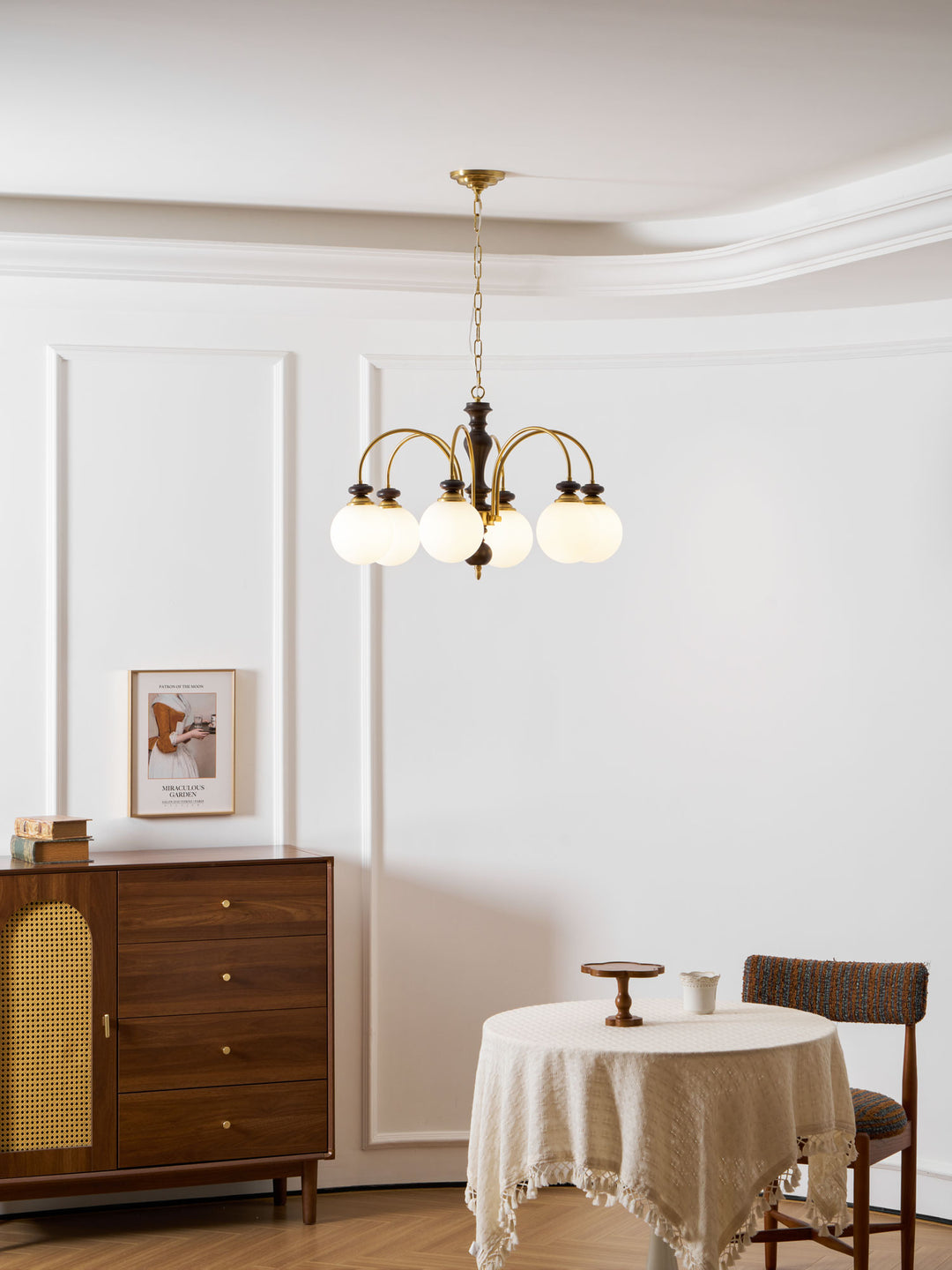 Windsor Classic Chandelier - Vakkerlight