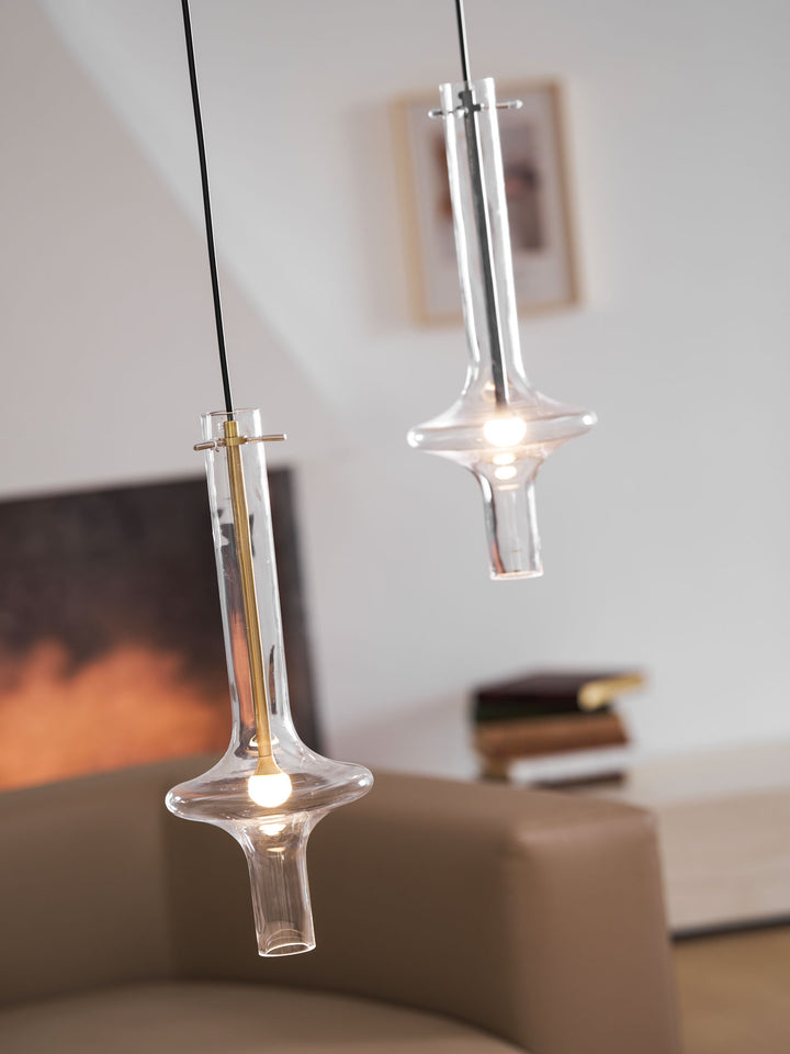 مصباح التعليق العجيب