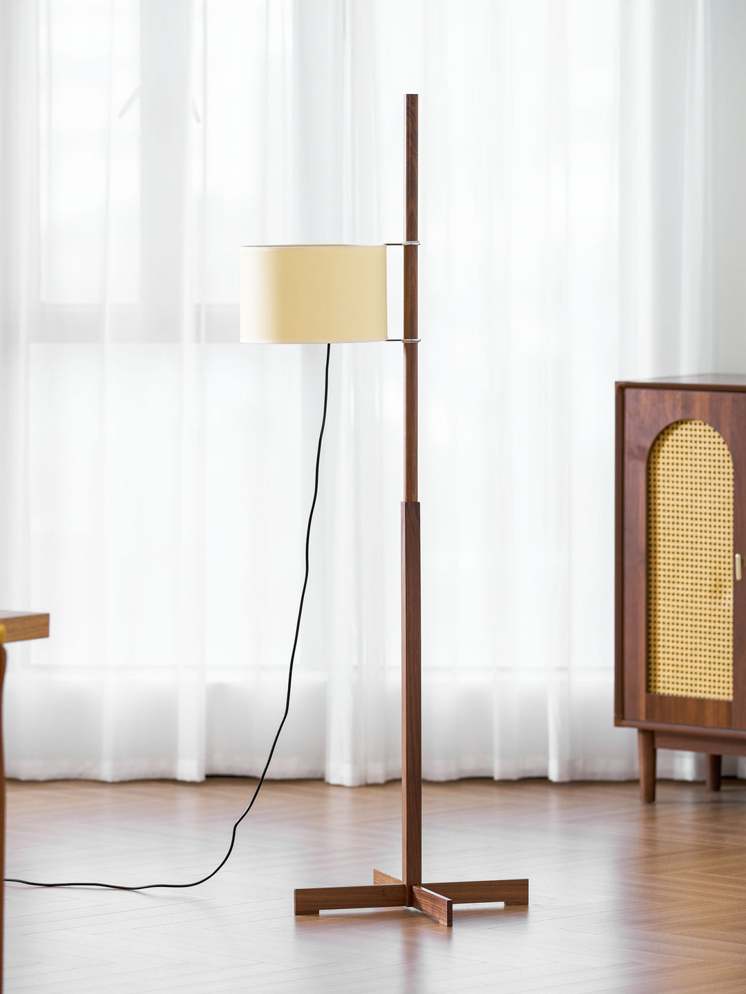 Wood Tmm Floor Lamp - Vakkerlight