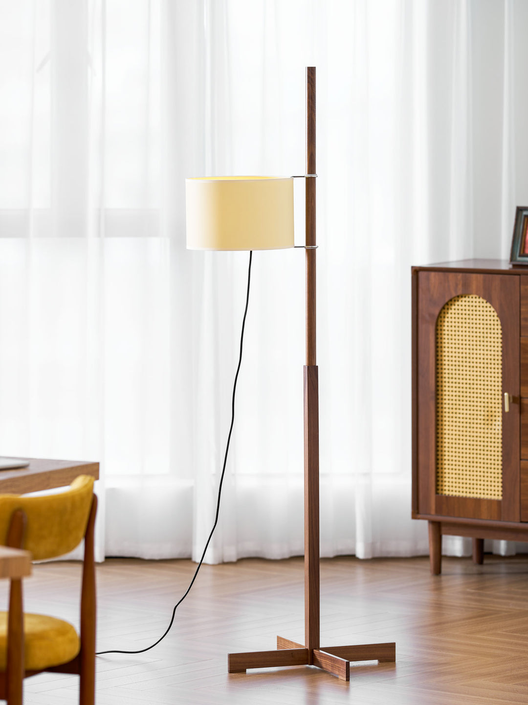Wood Tmm Floor Lamp - Vakkerlight