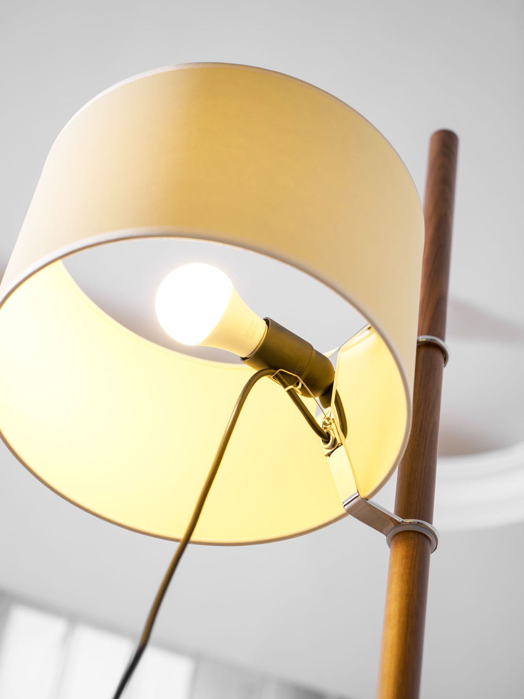 Wood Tmm Floor Lamp - Vakkerlight