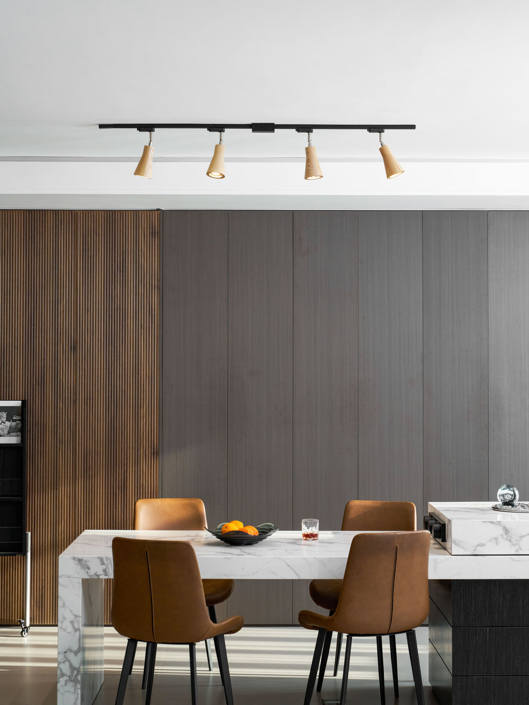 Wood Track Ceiling Lamp - Vakkerlight