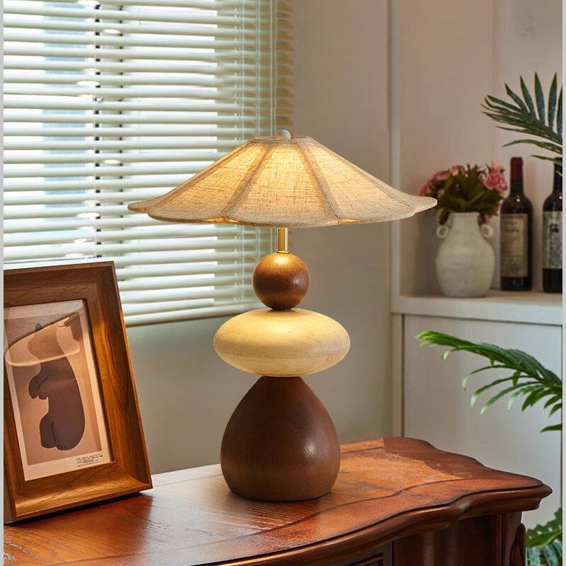 Wood Pebble Table Lamp - Vakkerlight