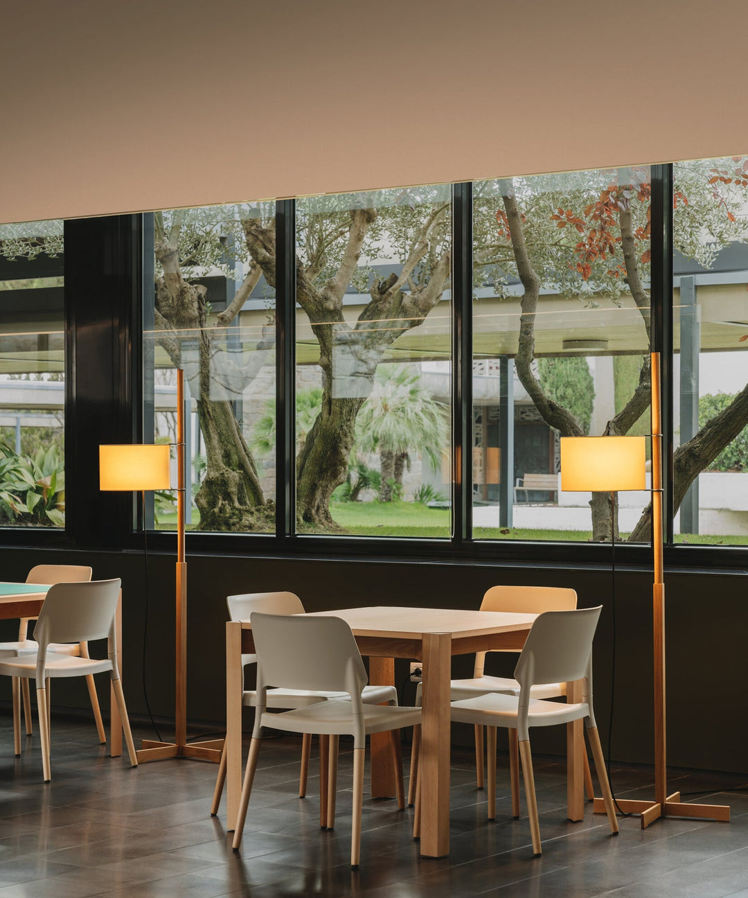 Wood Tmm Floor Lamp - Vakkerlight