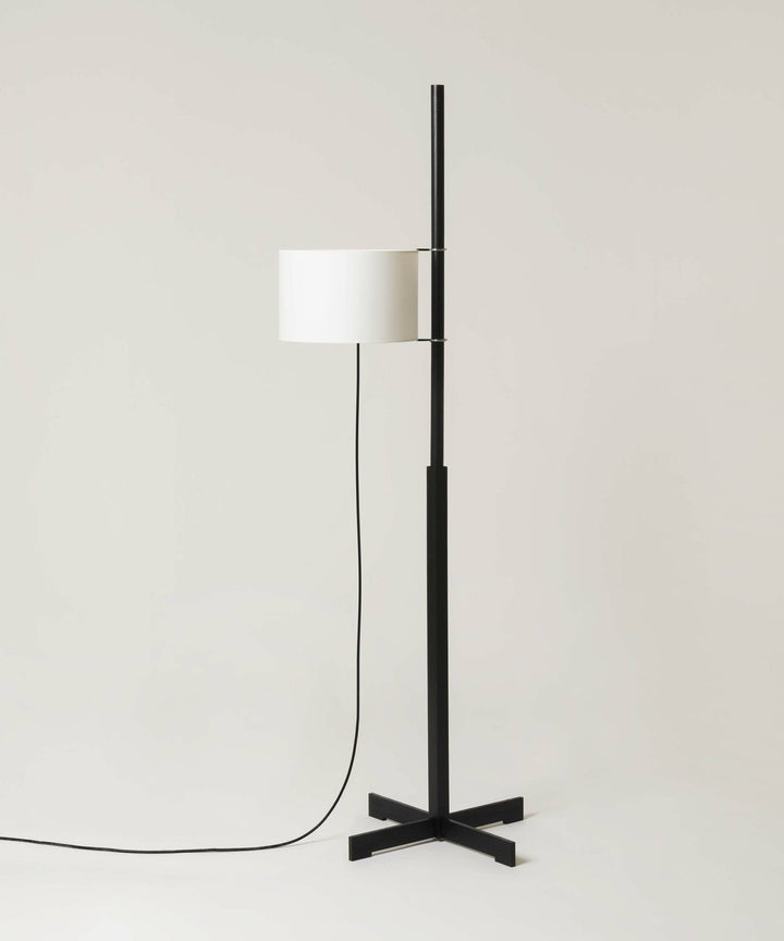 Wood Tmm Floor Lamp - Vakkerlight